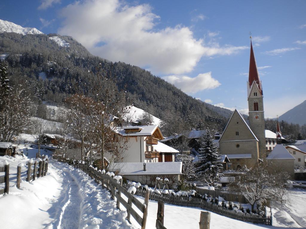 Chalet & Appartement Zingerlehof Trens Campo di Trens Esterno foto