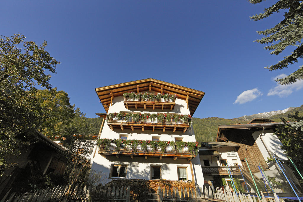 Chalet & Appartement Zingerlehof Trens Campo di Trens Esterno foto